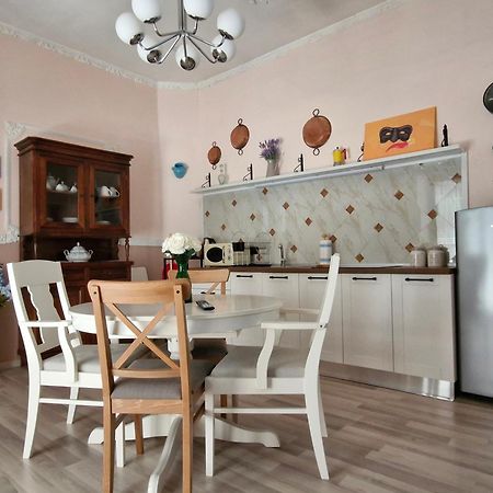Апартаменты Casasofi Неаполь Экстерьер фото